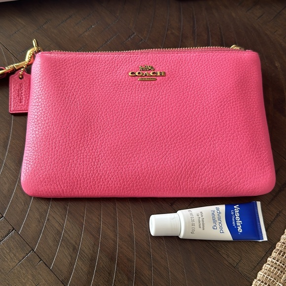 NWT COACH SM WRISTLET - Picture 10 of 11